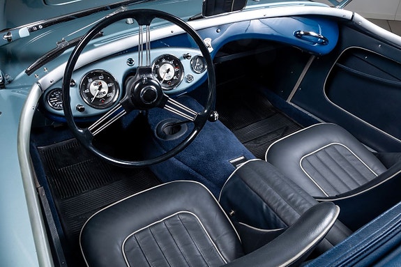 Austin Healey 100 14 of 22