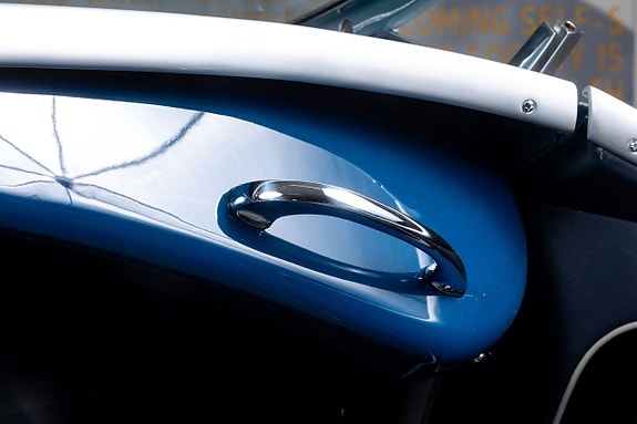 Austin Healey 100 17 of 22