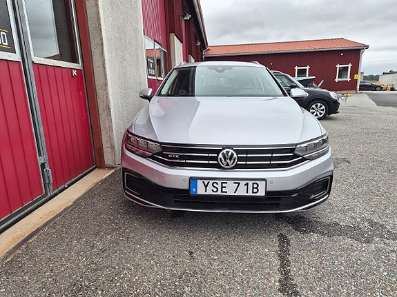 Volkswagen Passat 7 of 20