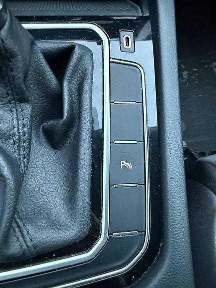 Volkswagen Passat 18 of 20