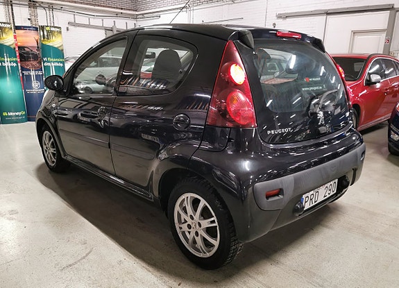 Peugeot 107 3 of 5