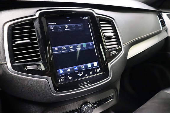 Volvo XC90 18 of 28
