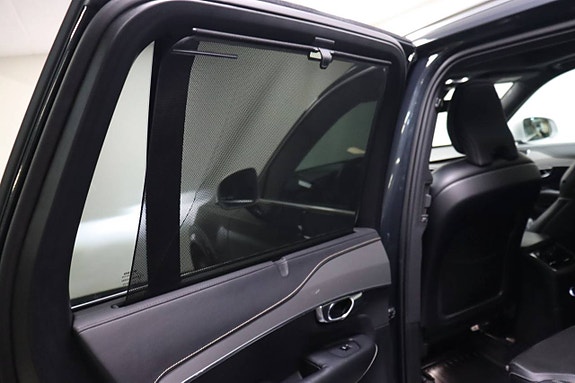 Volvo XC90 22 of 28