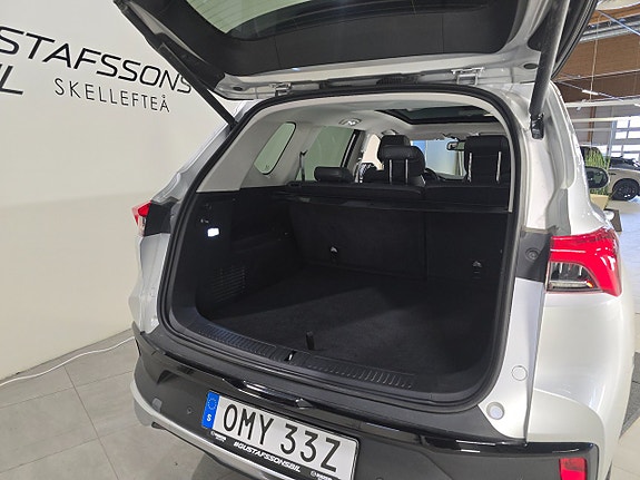 Maxus Euniq 6 8 of 14