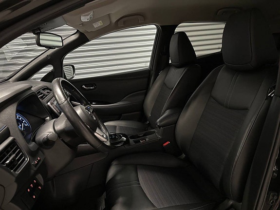 Nissan Leaf 17 of 19