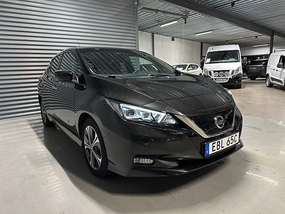 Nissan Leaf 3 of 19