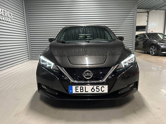 Nissan Leaf 2 of 19