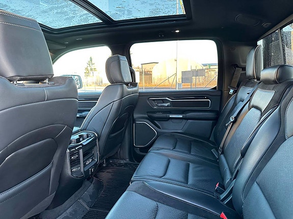 Dodge RAM 1500 19 of 21