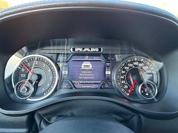 Dodge RAM 1500 13 of 21