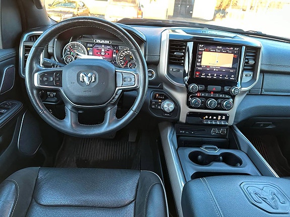 Dodge RAM 1500 11 of 21