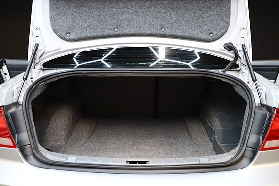 BMW 335i 14 of 21