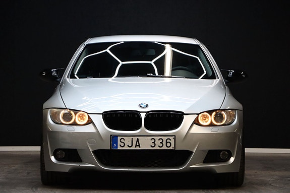 BMW 335i 10 of 21