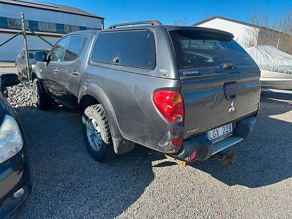 Mitsubishi L200 4 of 5