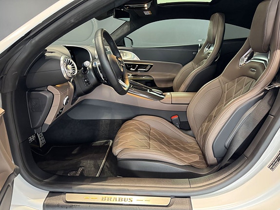 Mercedes-Benz AMG GT 63 3 of 5