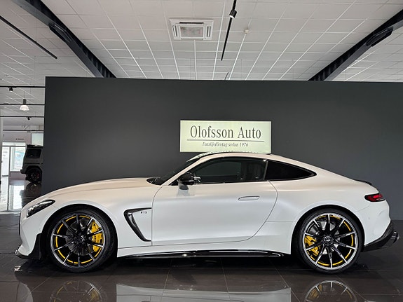 Mercedes-Benz AMG GT 63 14 of 23