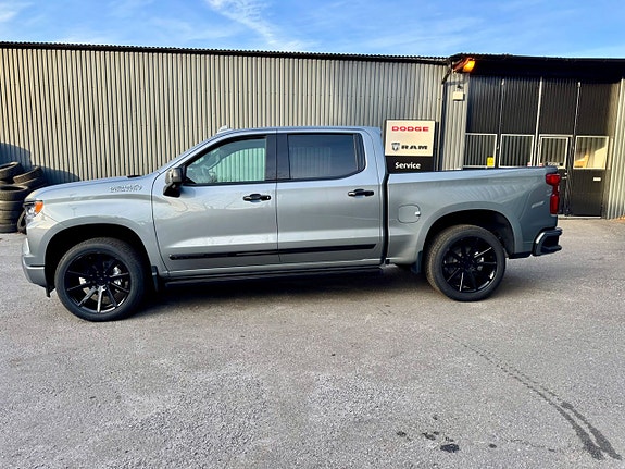 Chevrolet Silverado 1500 5 of 10