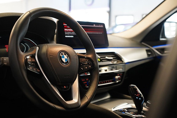 BMW 520 12 of 14
