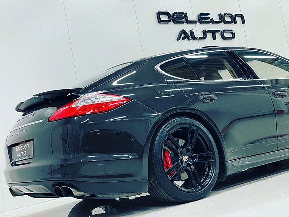 Porsche Panamera Turbo 27 of 27