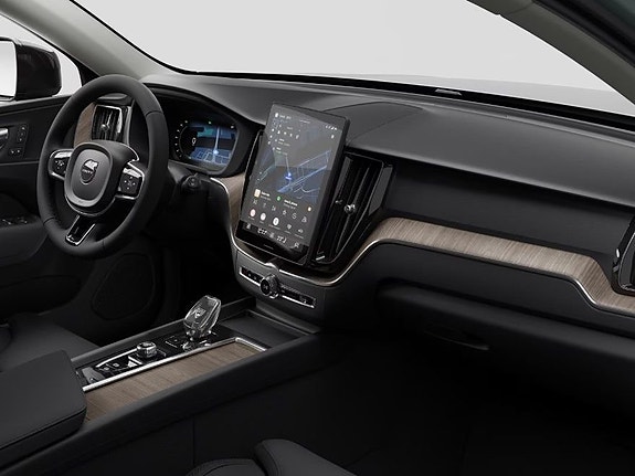 Volvo XC60 6 of 8
