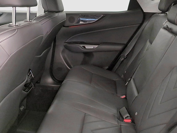Lexus NX450h+ 14 of 20