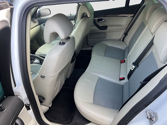 Saab 9-3X 13 of 16