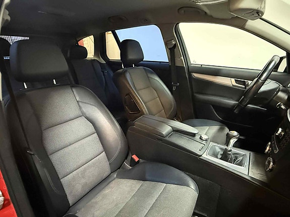 Mercedes-Benz CLC200 12 of 15