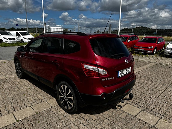 Nissan Qashqai+2 2 of 5