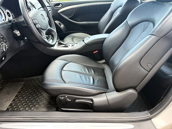 Mercedes-Benz CLK200 7 of 8