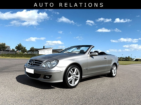 Mercedes-Benz CLK200 2 of 8