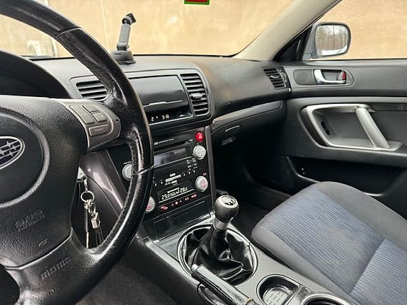 Subaru Outback 12 of 25