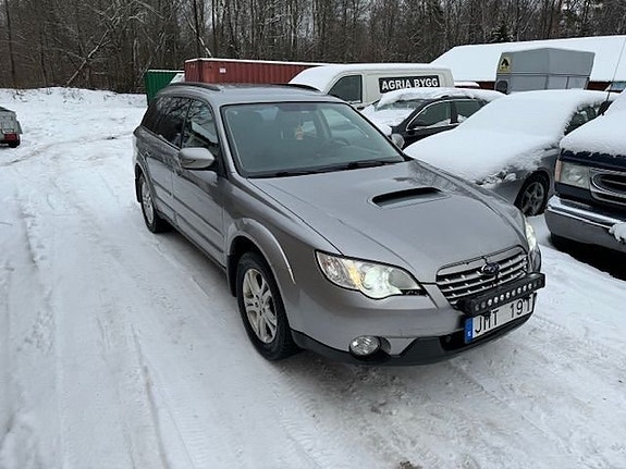 Subaru Outback 4 of 25
