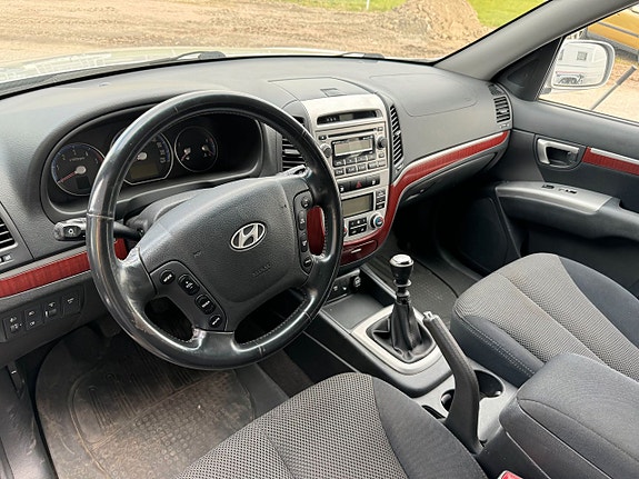 Hyundai Santa Fe 4 of 5