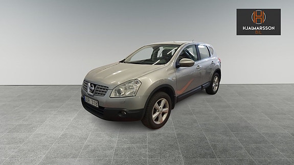 Nissan Qashqai 2 of 2