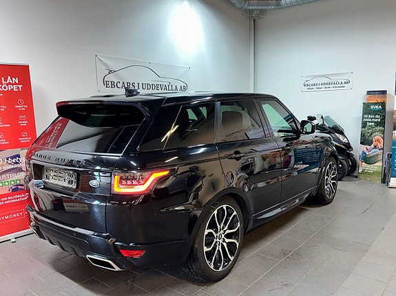 Land Rover Range Rover Sport 4 of 5