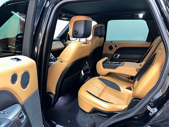 Land Rover Range Rover Sport 12 of 27