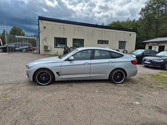 BMW 318 21 of 27