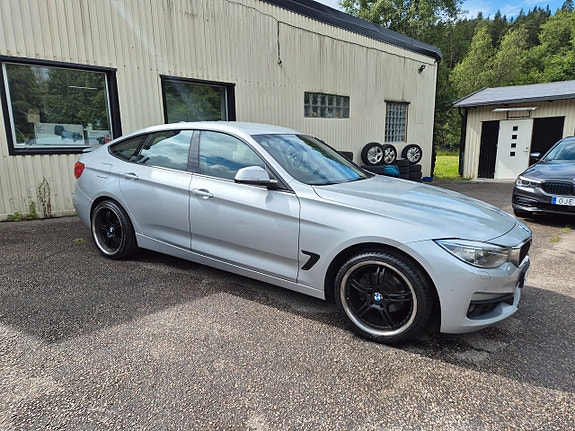 BMW 318 13 of 27