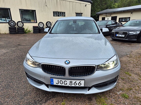 BMW 318 12 of 27