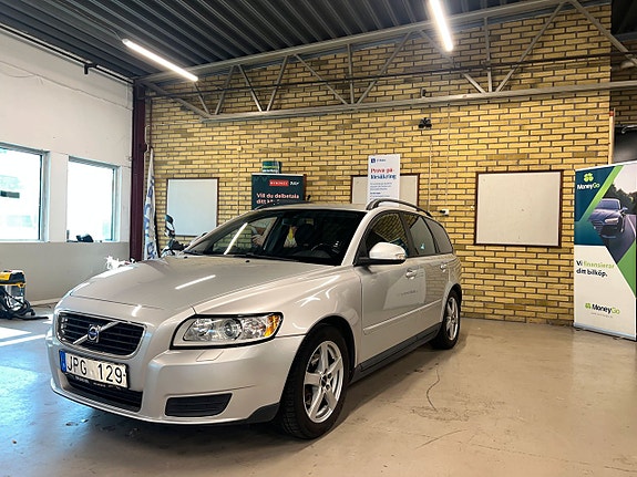 Volvo V50