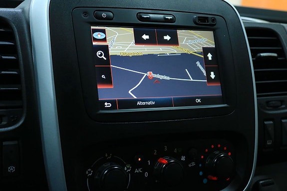 Renault Trafic 14 of 21