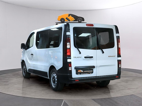 Renault Trafic 6 of 21