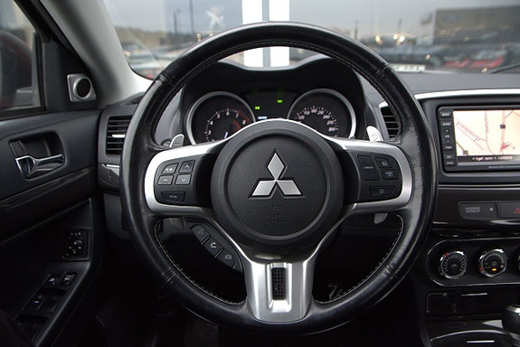 Mitsubishi Lancer 10 of 13