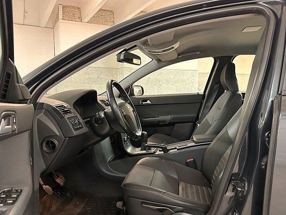 Volvo S40 6 of 14