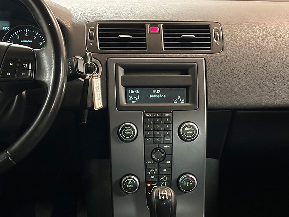 Volvo S40 10 of 14