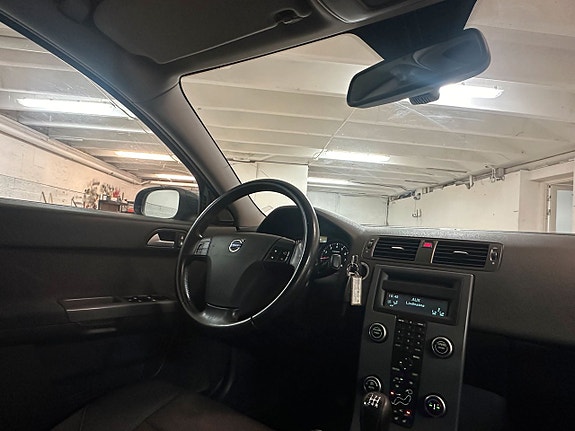 Volvo S40 13 of 14