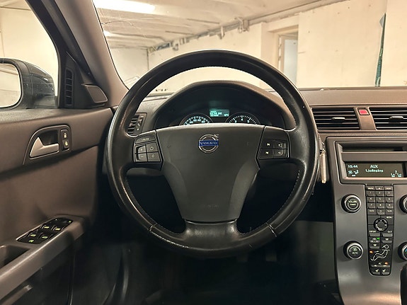 Volvo S40 14 of 14
