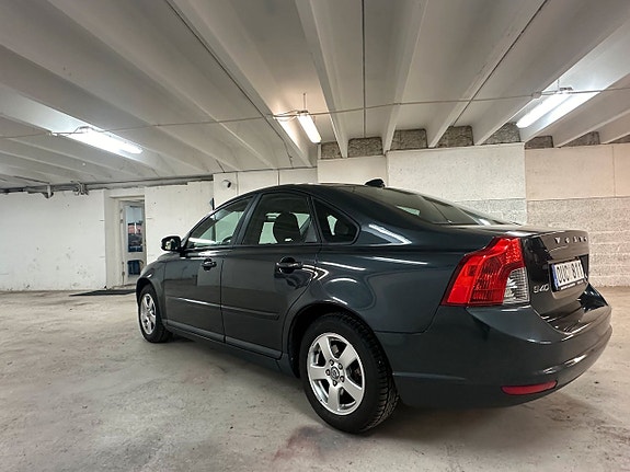 Volvo S40 5 of 5