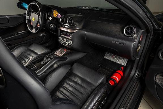 Ferrari 599 19 of 30