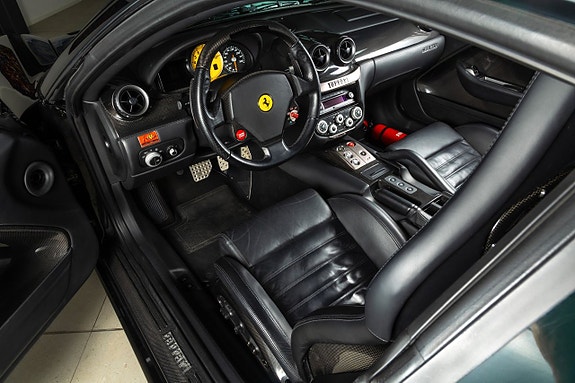 Ferrari 599 13 of 30