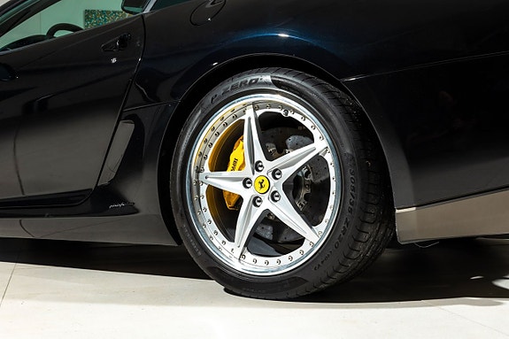 Ferrari 599 22 of 30